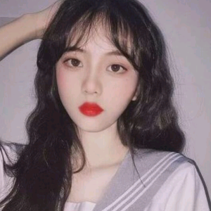 江小奈啊头像