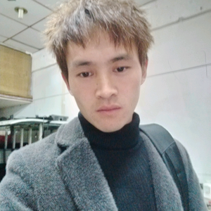 小华万维头像