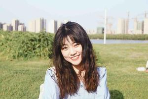 泡泡可乐七分甜头像