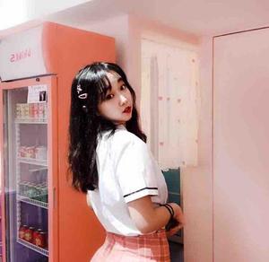 喝不醉的张小姐头像