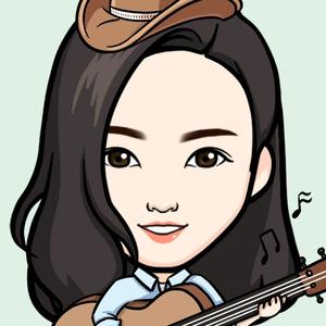 弹钢琴的小冰头像