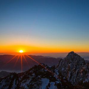 舒缓治愈解压古筝二胡一道残阳铺水中半江瑟瑟半江红