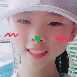 18051770370头像
