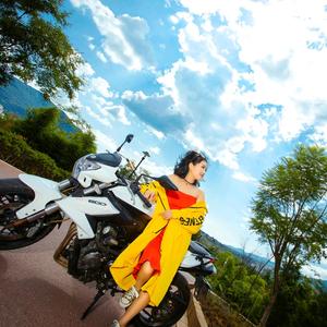 短发姑娘日常头像