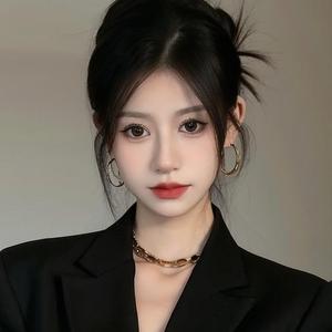 阿阿yi~头像