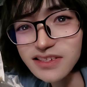 美味鸭头像