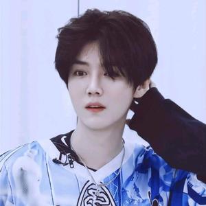 唯鹿(*^ω^*)头像