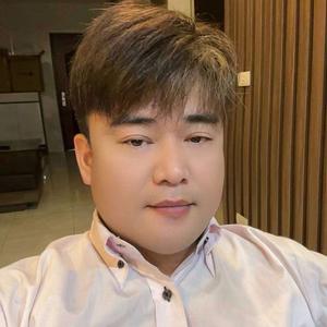 一个普通帅哥而已头像