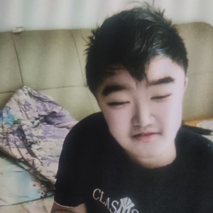 星李安头像