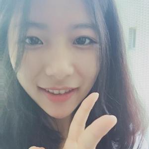 俩姑娘妈妈芳芳芳 头像