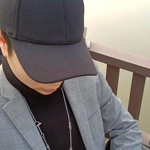 摘星珠宝MJ头像