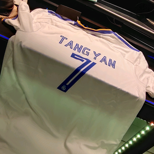 唐颜TySeven头像