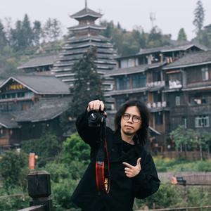 三侗摄影雷老师头像