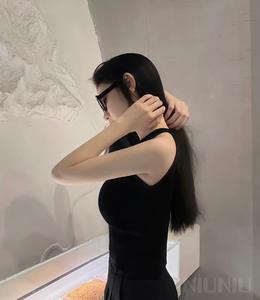 红加楷头像