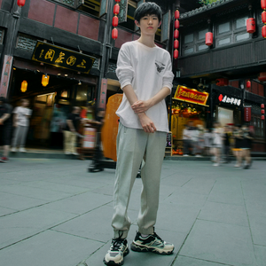 w鹿畔j头像