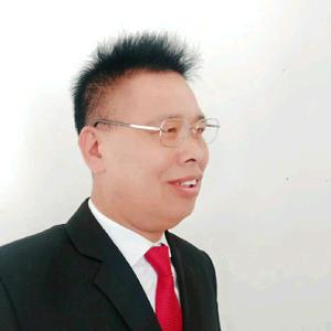 坚强哥头像