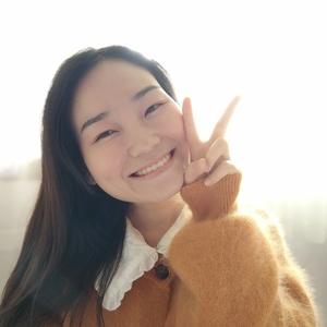 爱分享的月亮头像