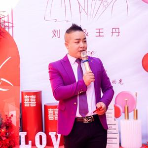 无名主持人（搞笑气氛主持人收徒头像