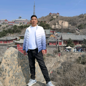 汝州游泳哥头像