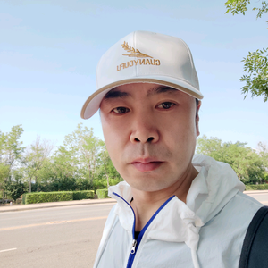 津漂啊强头像