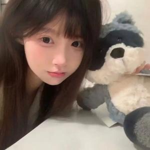 一只小瑜头像