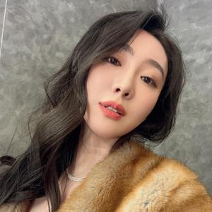 齐姨（休息两天中）头像