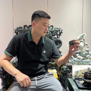 升哥玩石头像