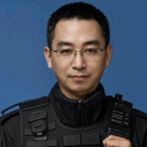封哥60180536头像