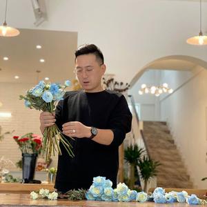 海情花艺美学头像