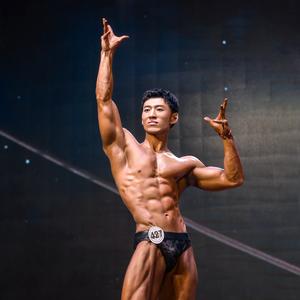 队长的健身逻辑《九万宇宙》头像