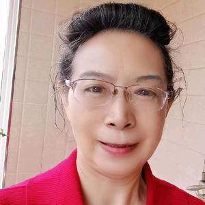 陆凤英头像