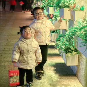 大城小家海红头像