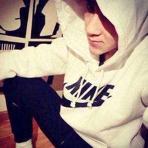 2024好剧提前看 头像