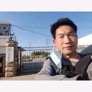 王正军华人帅哥头像