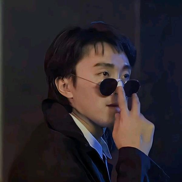 没用的小阿金头像