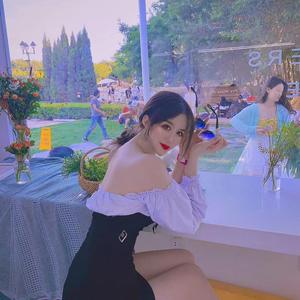 小美瞳听老歌头像