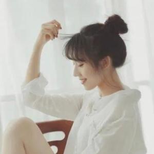 面包虫地图妹头像