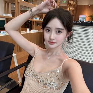 沪漂女孩艺轩晚8点直播头像