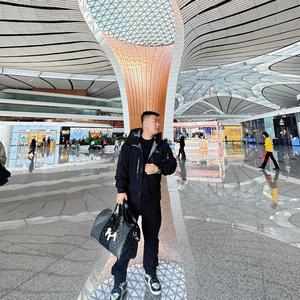 玩电小魏头像