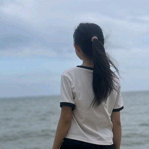 纷飛头像