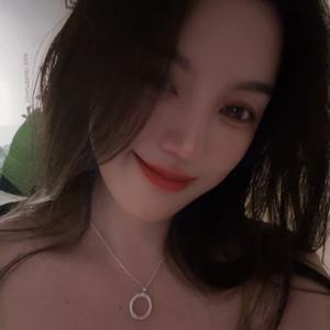 薇儿吖头像