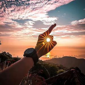 到海边感受着星辰梦头像