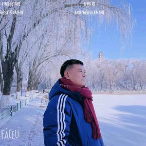 秋子航拍头像