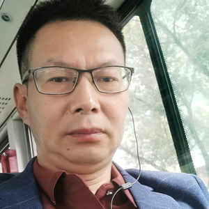 唐美德头像