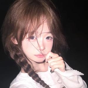 蛋仔蓝精灵妹子头像