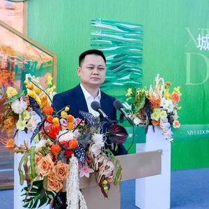 辉叔在海南头像