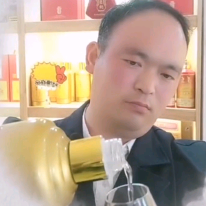 評酒tong头像
