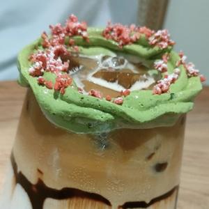 外向小猫LU头像
