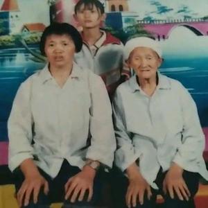 宠儿头像
