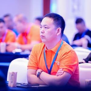 北京迈巴赫改装奔驰专修海德奔宝头像